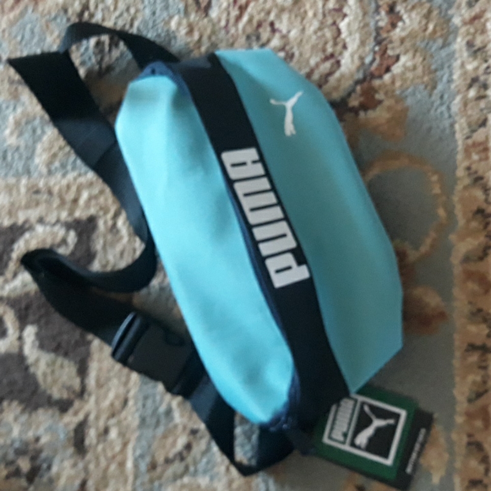 4x*Host Pick*Puma Rhythm fanny pack